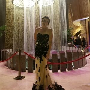 Meet your Posher, Alicia